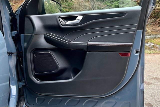 Used 2024 Ford Escape ST-Line w/ Tech Pack #1 image 28