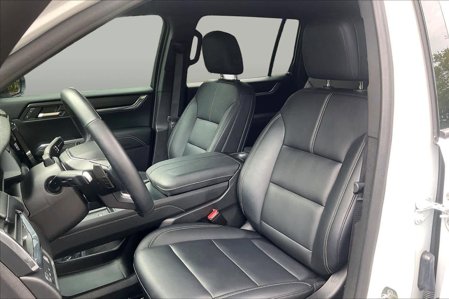 Used 2024 GMC Acadia Elevation w/ Super Cruise Package FWD image 26
