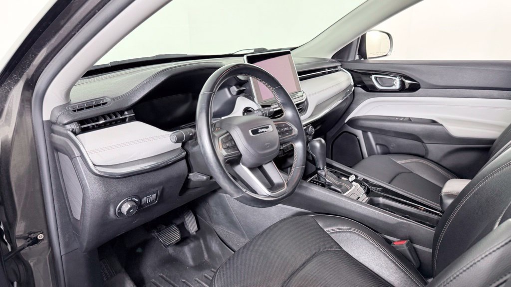 Used 2022 Jeep Compass Limited w/ Elite Group AWD/4WD image 17