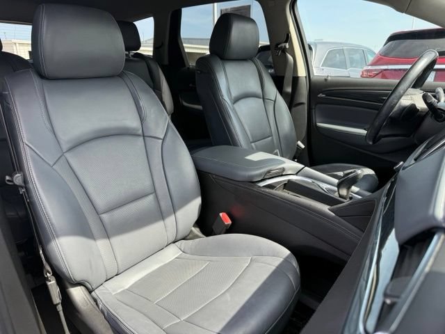 Used 2018 Buick Enclave Essence FWD image 10