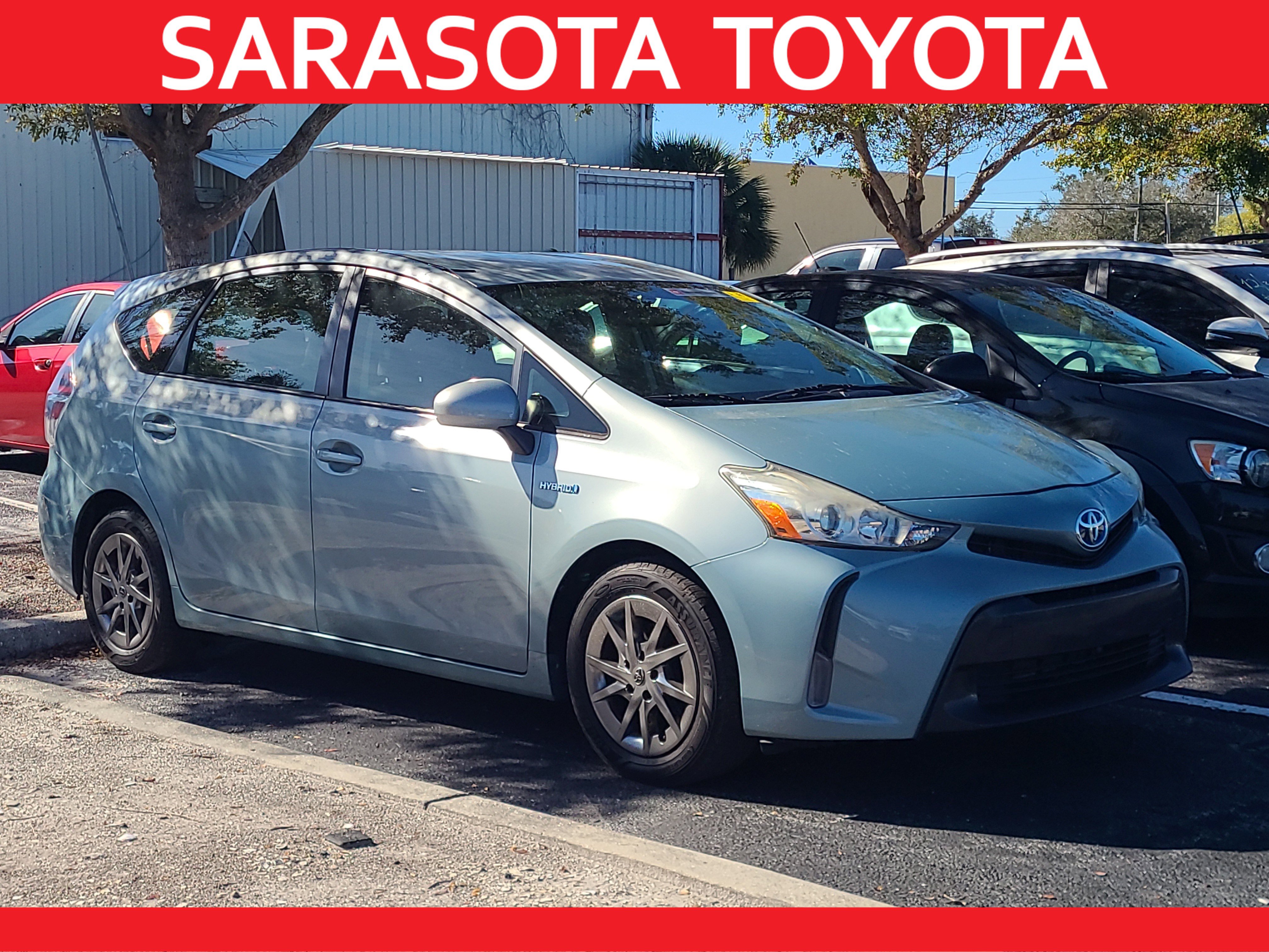Used 2015 Toyota Prius V Three image 1