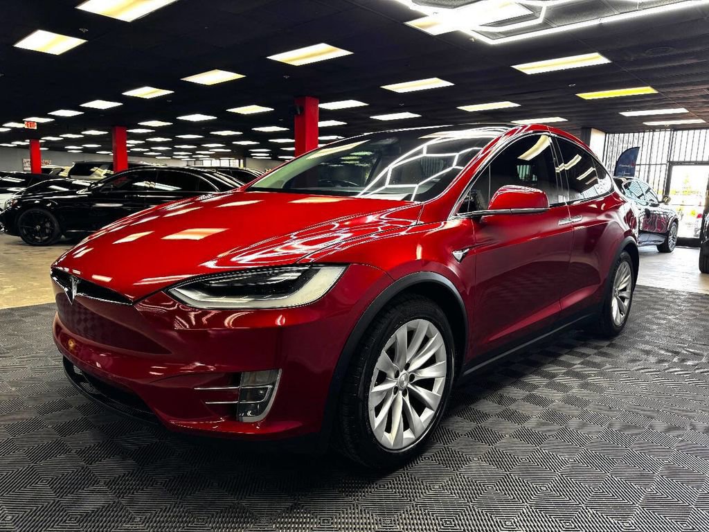 Used 2017 Tesla Model X 75D image 7