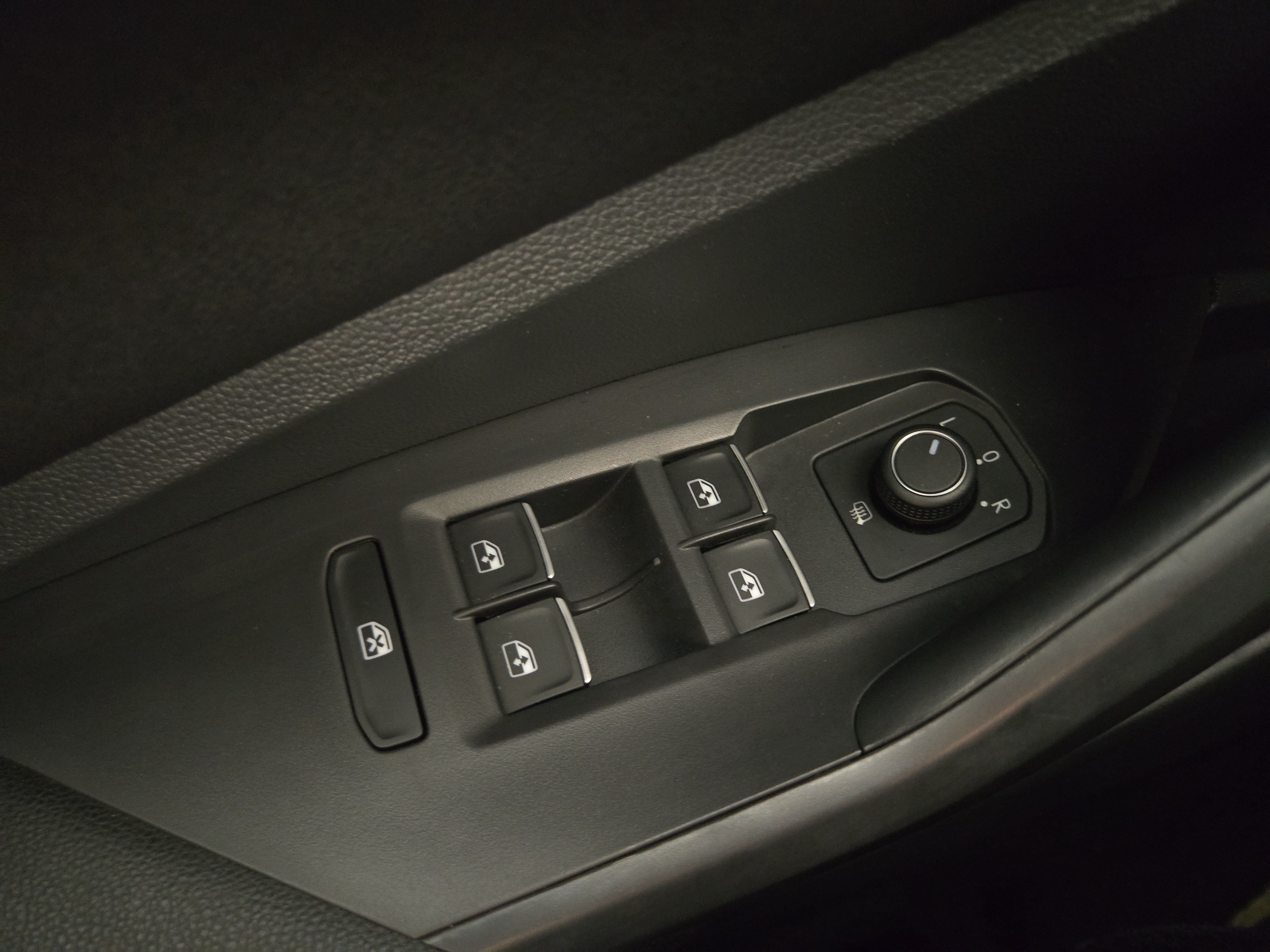 Used 2023 Volkswagen Jetta Sport FWD image 25