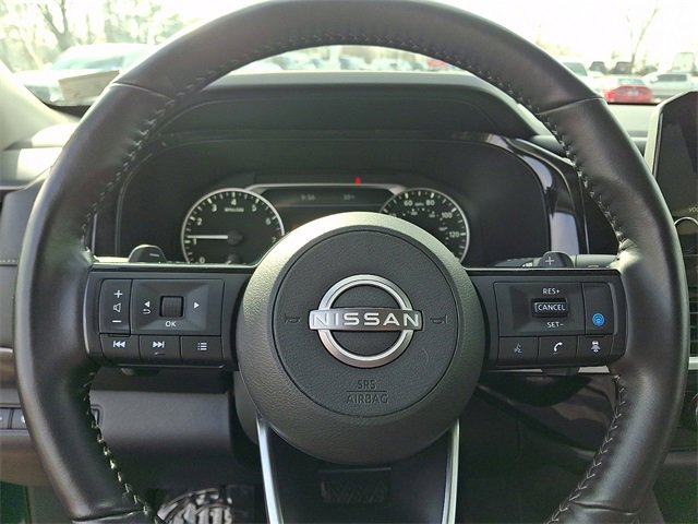 Used 2025 Nissan Pathfinder SL image 20