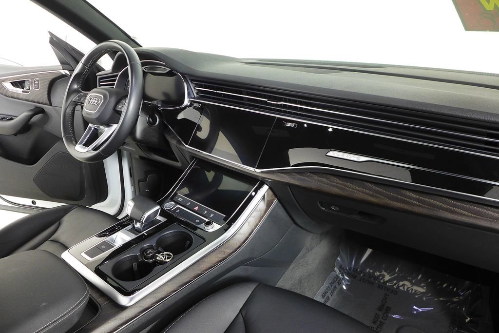 Used 2020 Audi Q8 Premium w/ Black Optic Package image 13