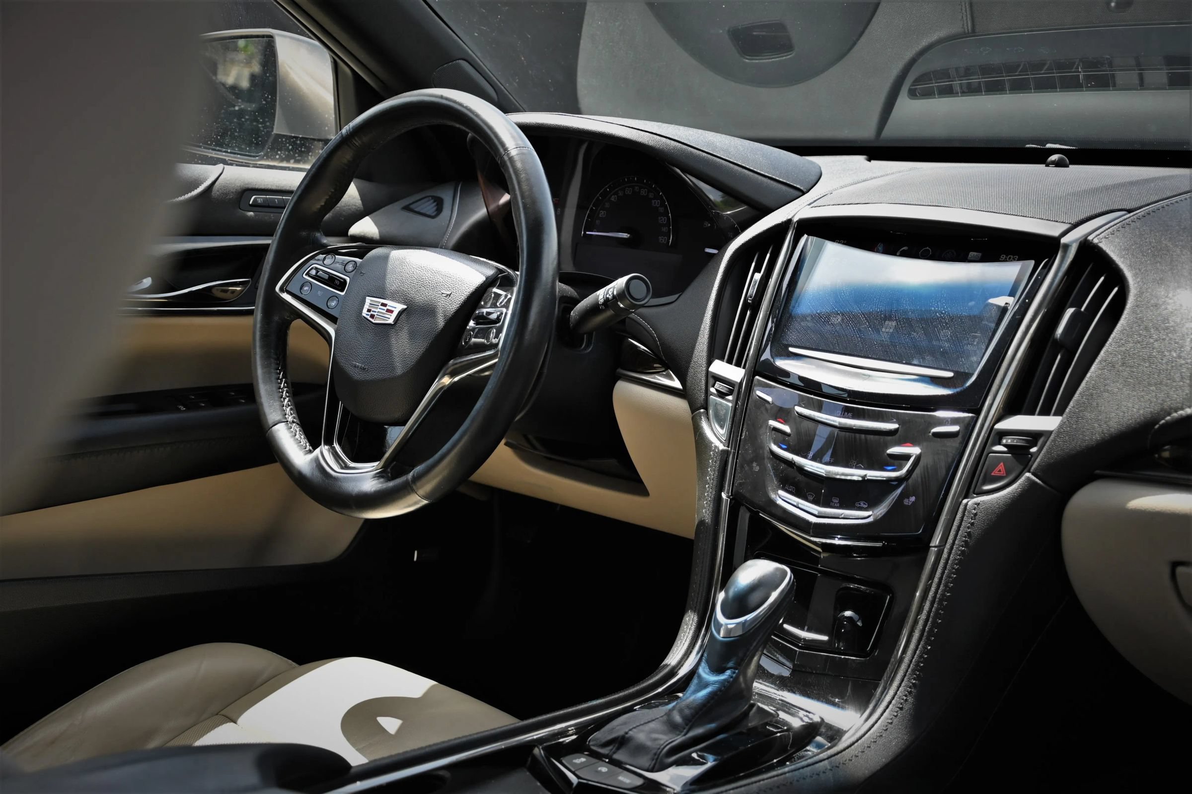 Used 2017 Cadillac ATS Luxury w/ Safety and Security Package RWD image 12