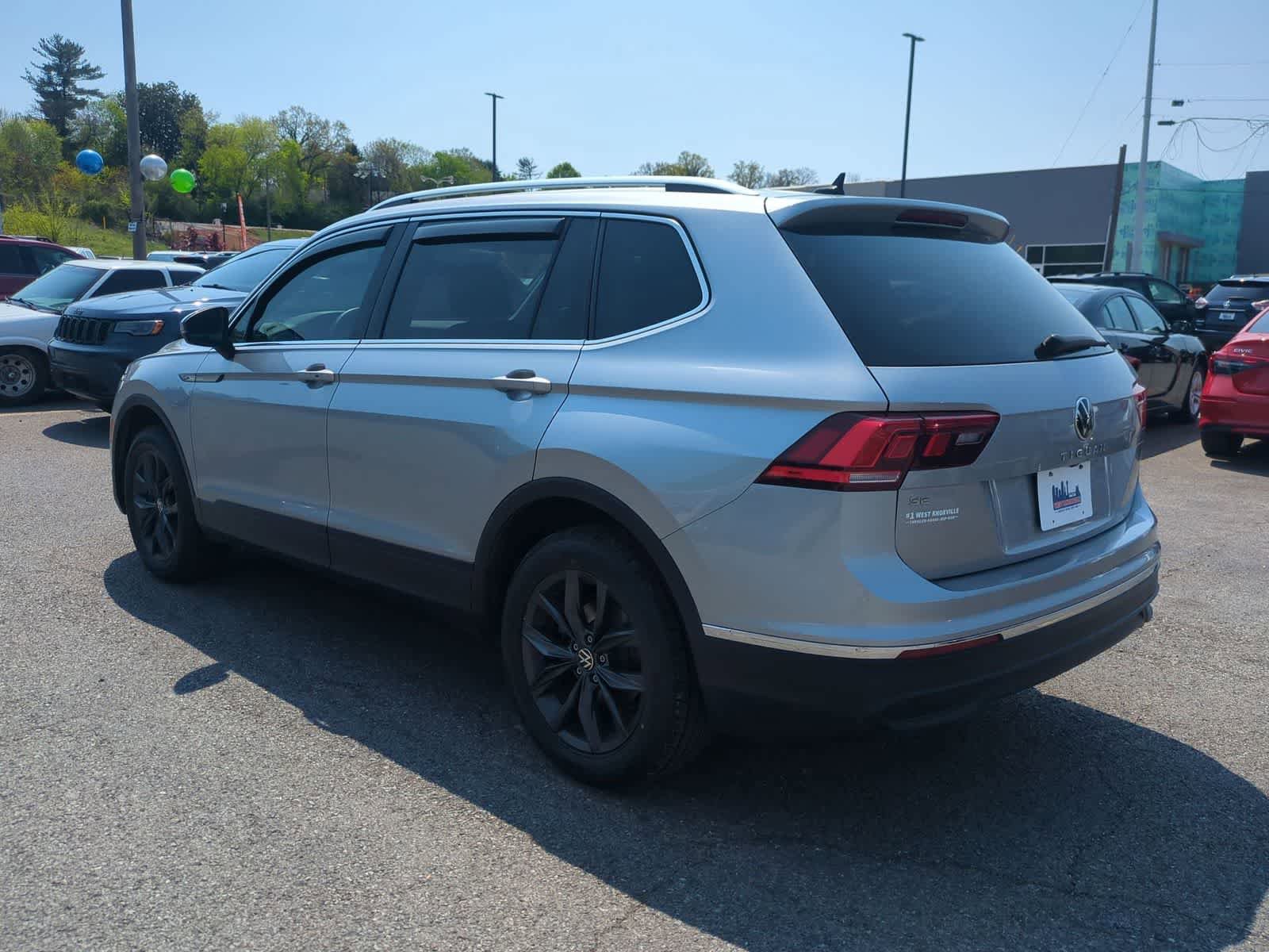 Used 2022 Volkswagen Tiguan SE FWD image 6