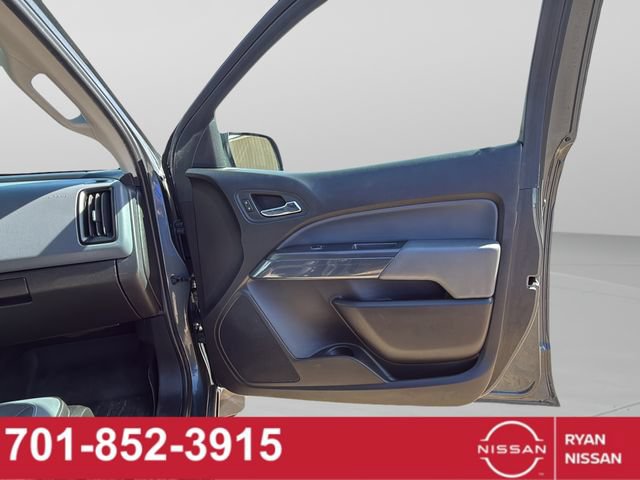 Used 2017 Chevrolet Colorado Z71 AWD/4WD image 20