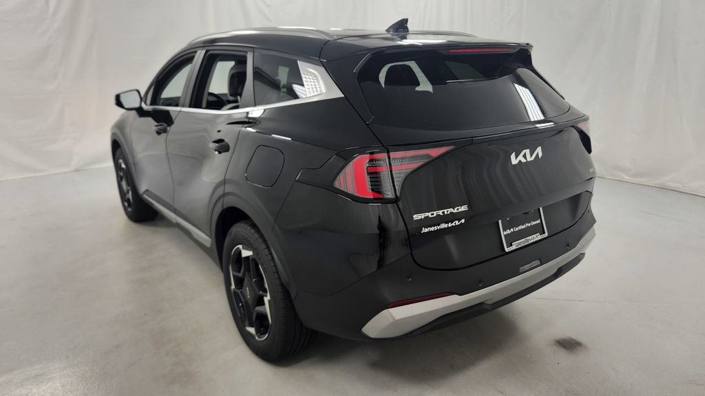 Used 2026 Kia Sportage EX AWD/4WD image 5