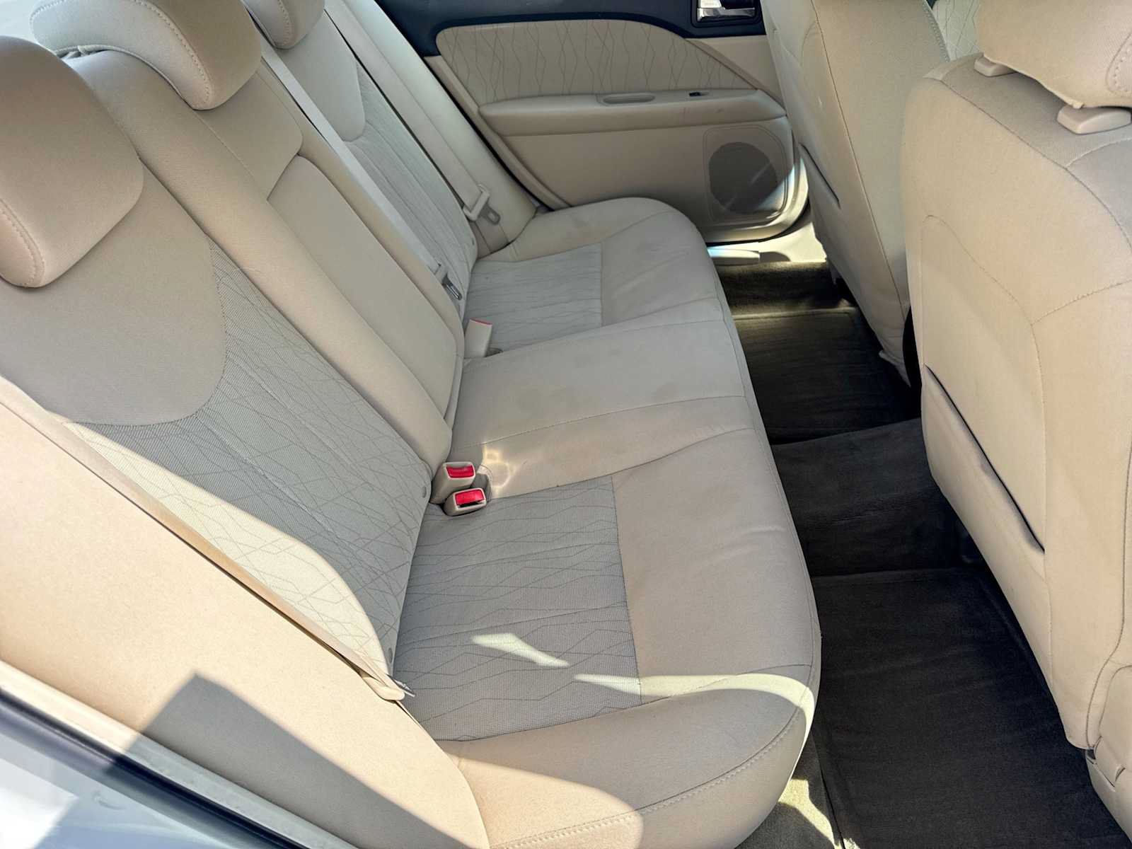 Used 2010 Mercury Milan FWD image 19