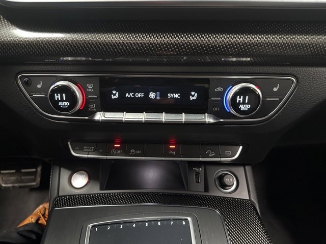 Used 2020 Audi SQ5 Premium Plus w/ Premium Plus Package image 32