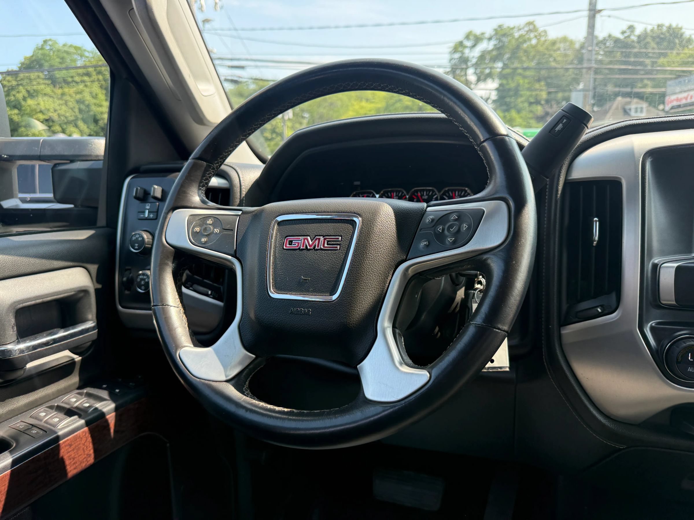Used 2016 GMC Sierra 2500 SLE w/ SLE Preferred Package AWD/4WD image 20