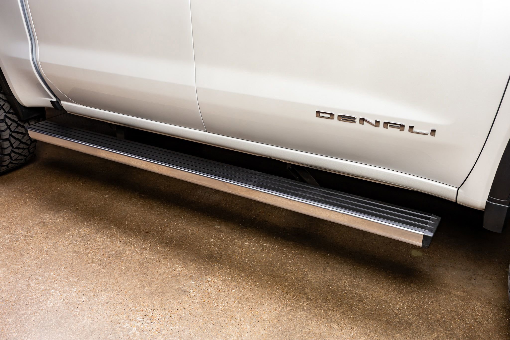 Used 2022 GMC Sierra 1500 Denali AWD/4WD image 13