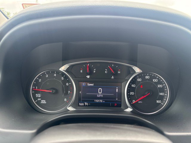 Used 2022 GMC Acadia SLE w/ Driver Convenience Package FWD image 28