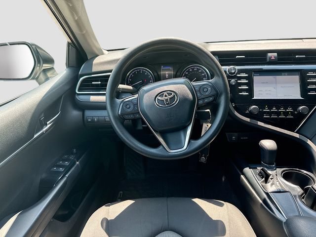 Used 2018 Toyota Camry LE FWD image 26