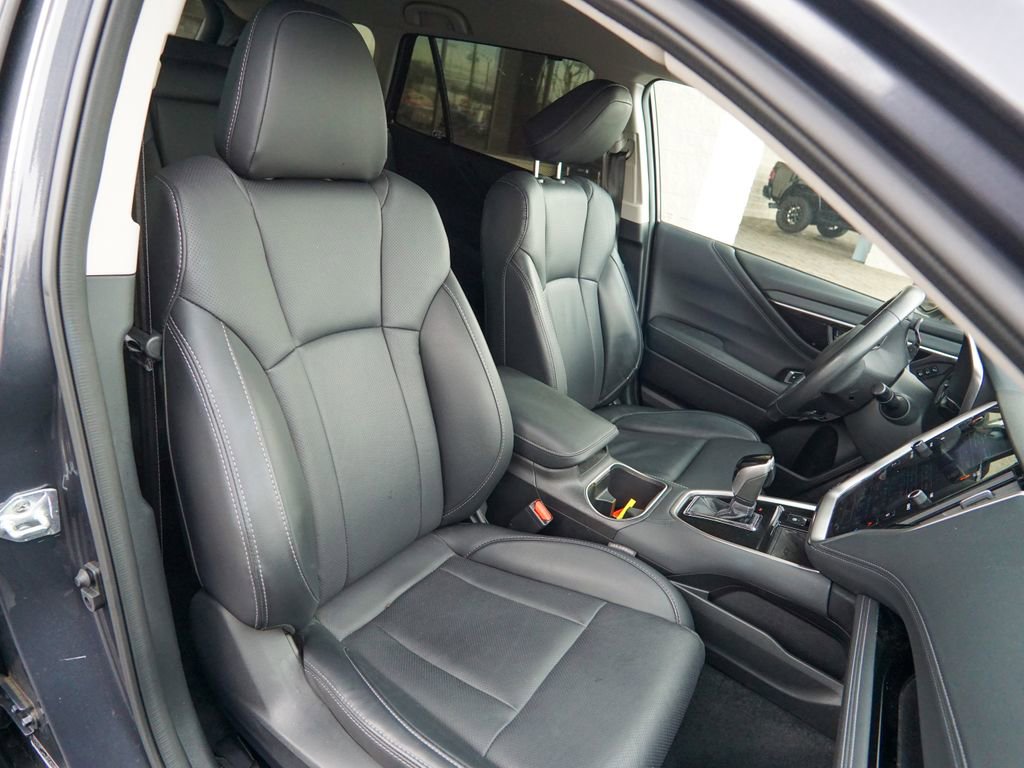 Used 2023 Subaru Outback Limited image 31
