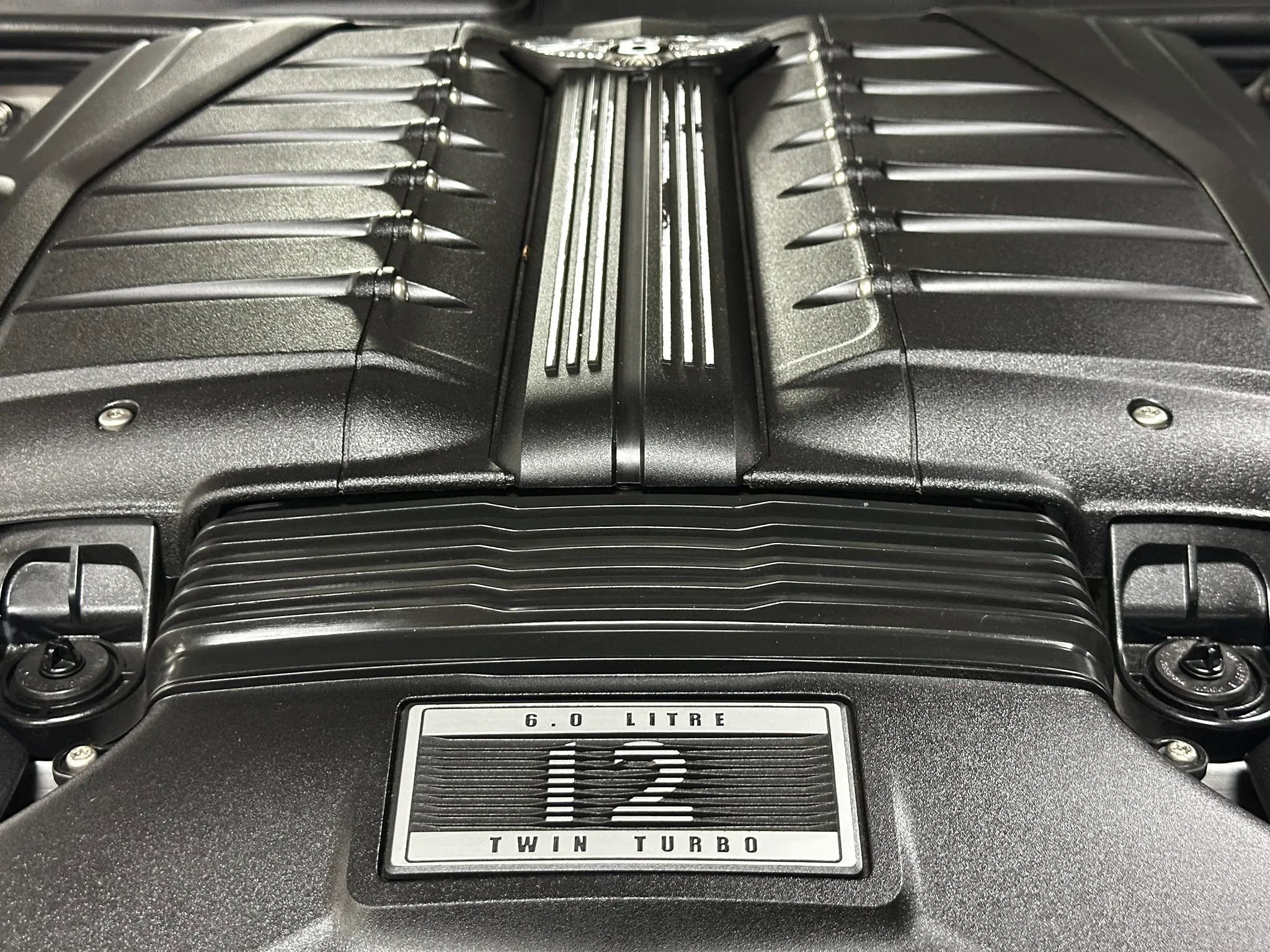 Used 2018 Bentley Bentayga AWD/4WD image 20