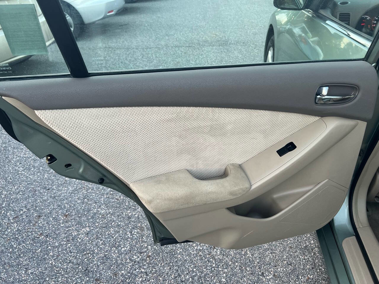 Used 2007 Nissan Altima Hybrid Sedan image 17