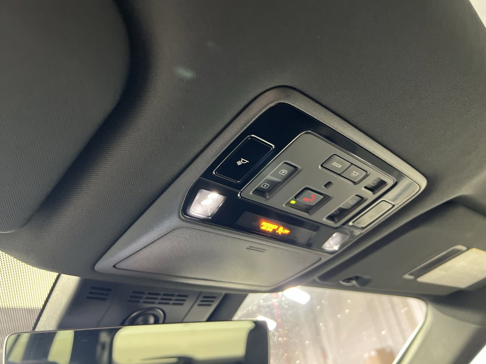 Used 2026 Lexus TX 550h AWD Plug-In Hybrid image 36