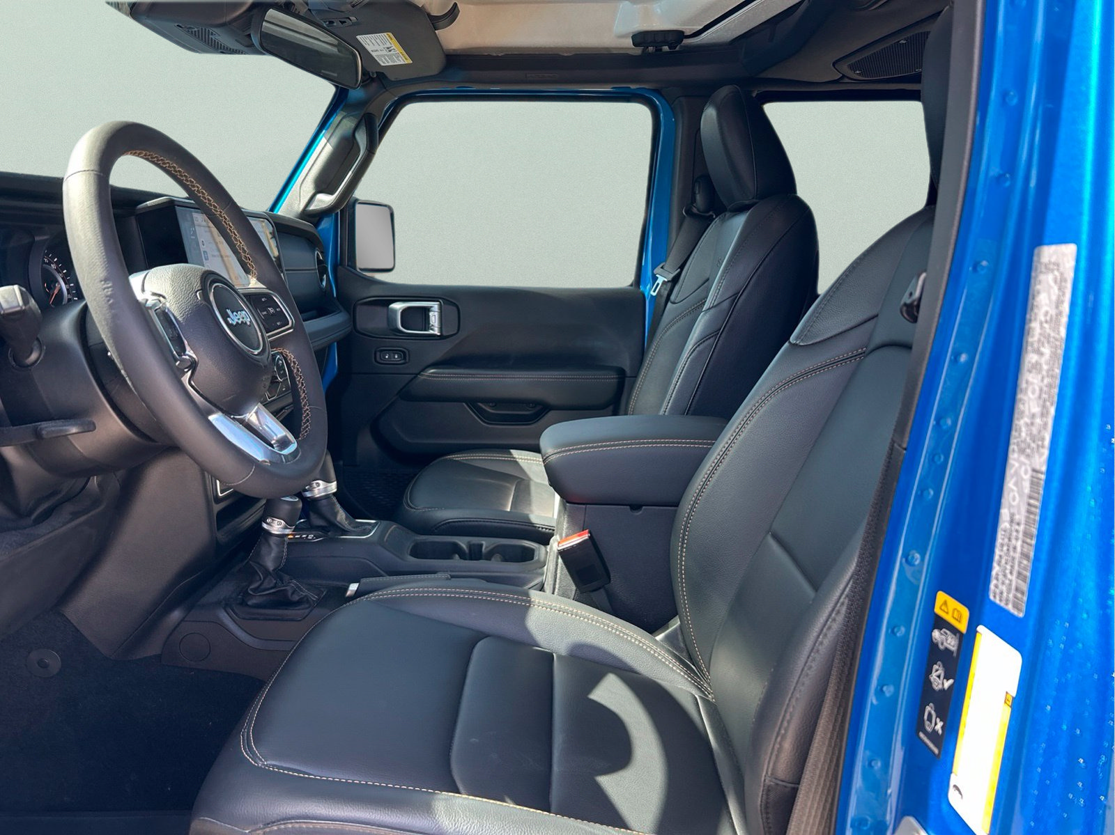 Certified 2024 Jeep Wrangler Unlimited Sahara AWD/4WD image 9