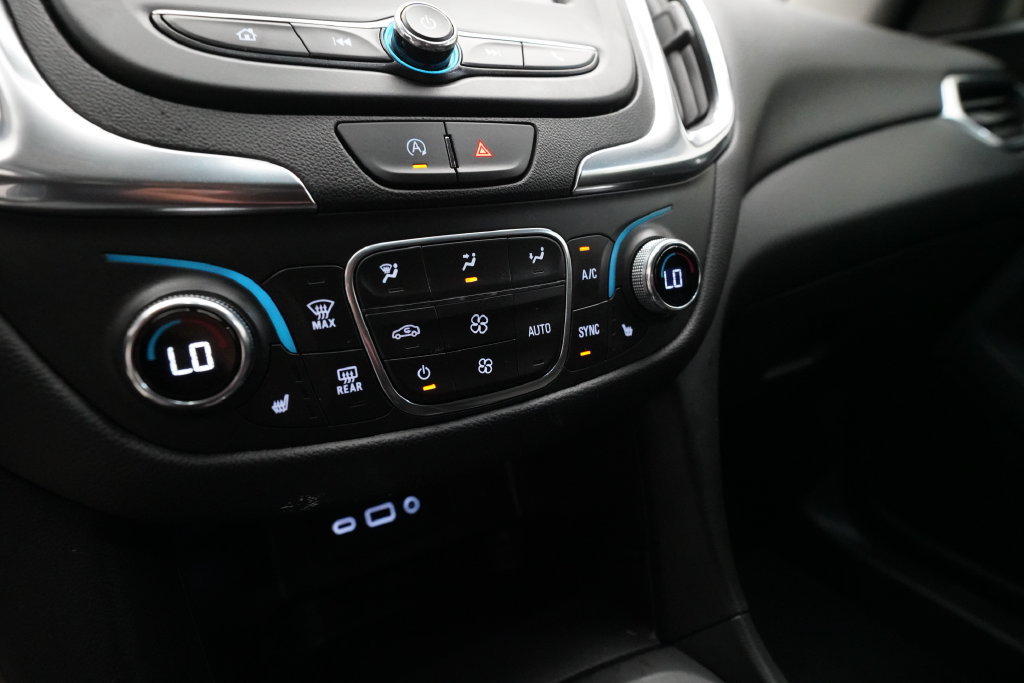 Used 2024 Chevrolet Equinox LT AWD/4WD image 21