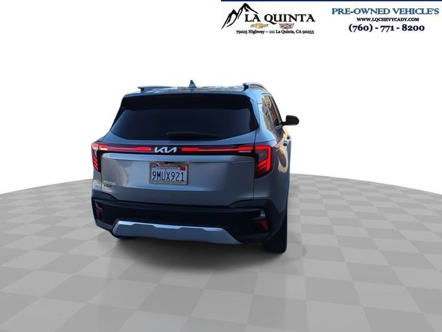 Used 2024 Kia Seltos EX FWD image 7
