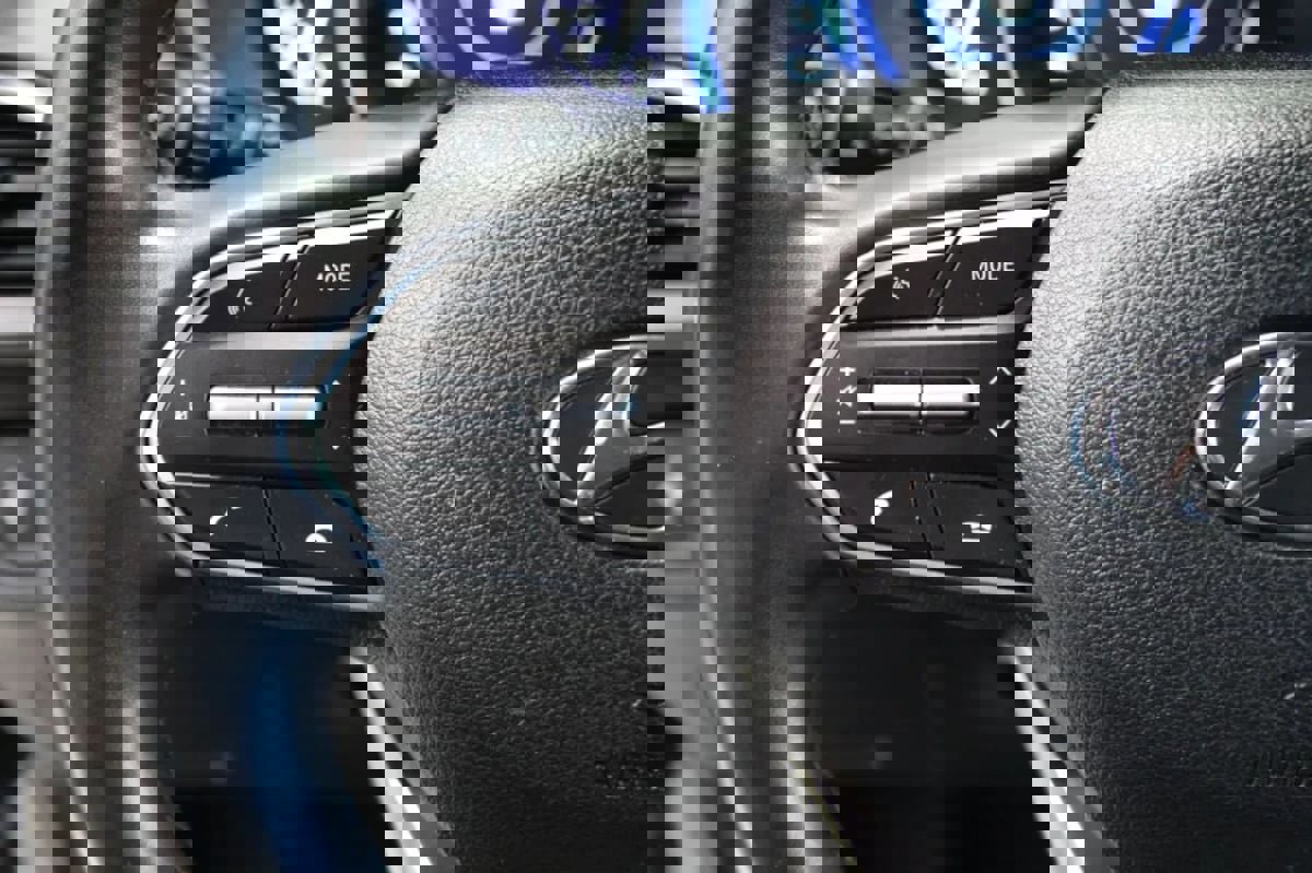 Used 2020 Hyundai Santa Fe Limited image 14