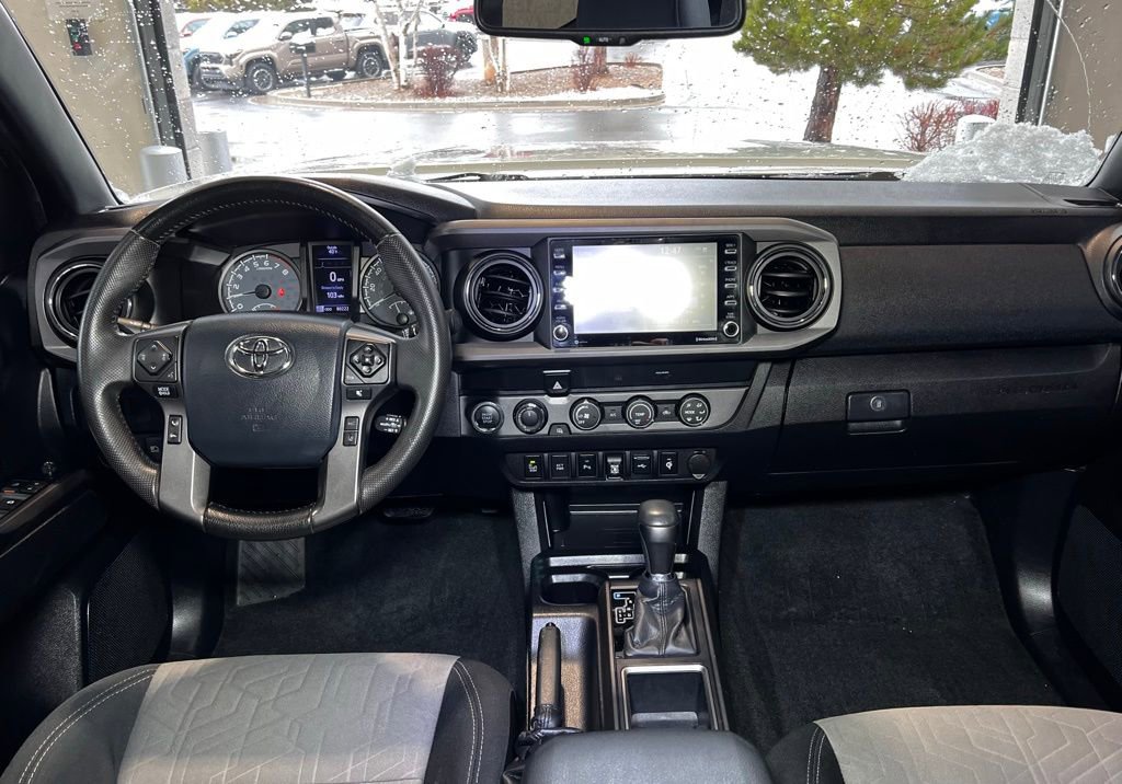 Used 2020 Toyota Tacoma TRD Off-Road w/ Technology Package image 16
