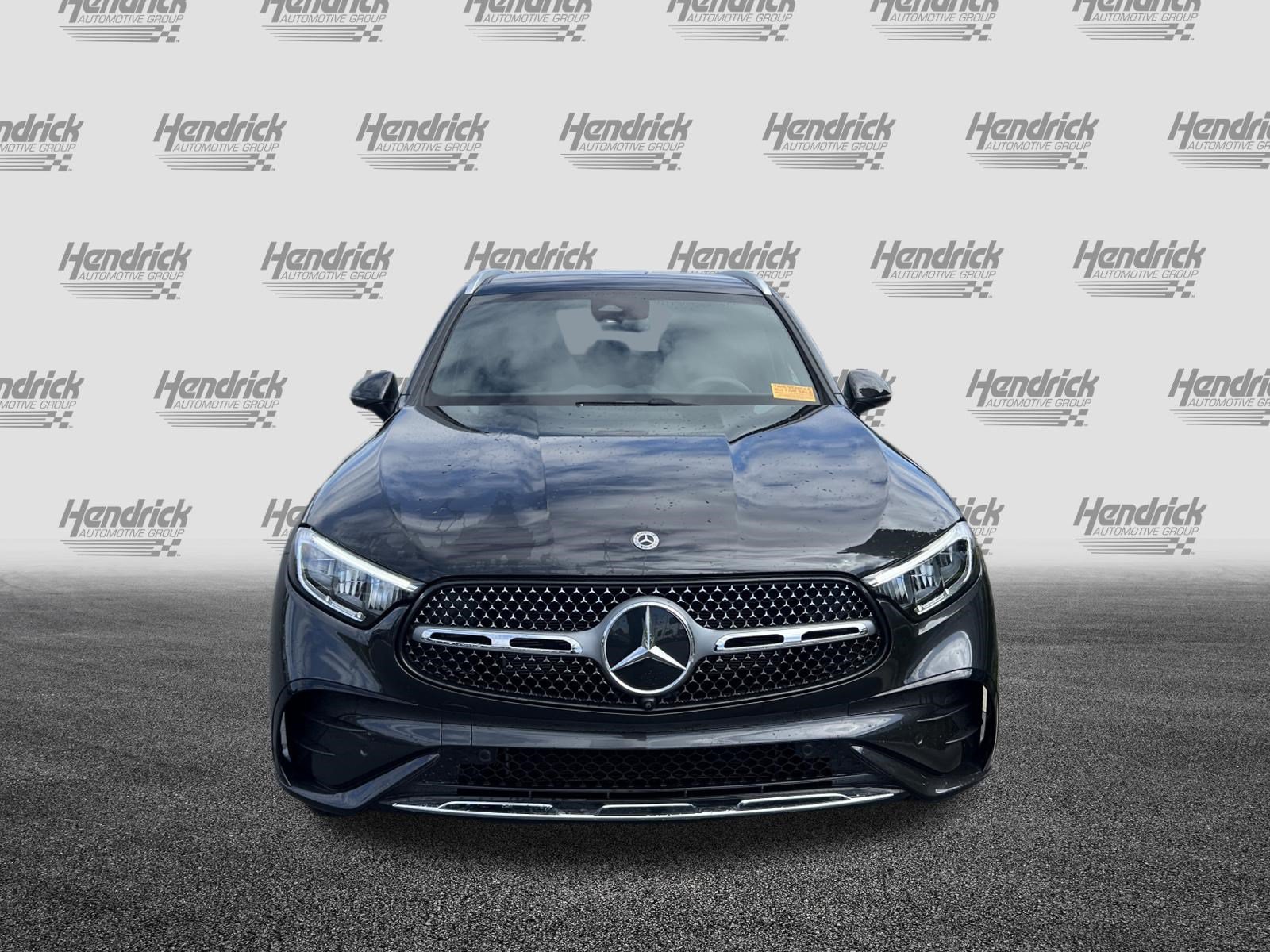 Certified 2025 Mercedes-Benz GLC 300 4MATIC image 3