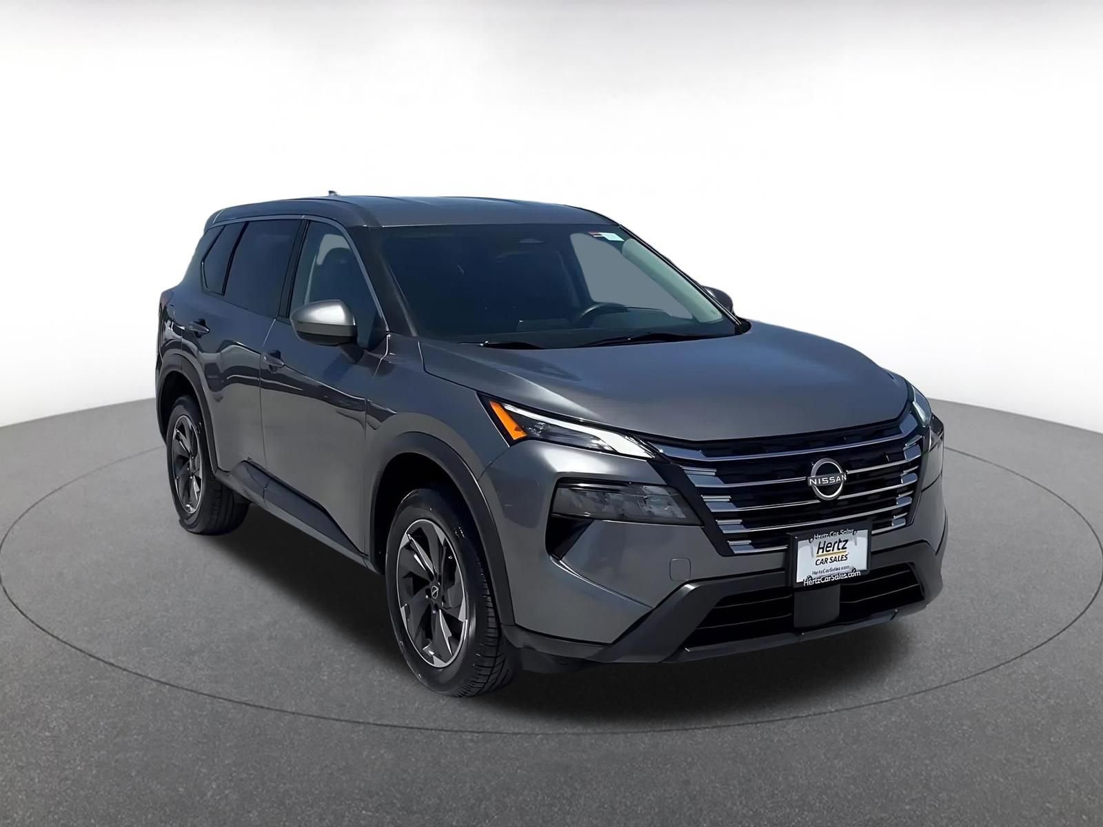 Used 2024 Nissan Rogue SV FWD image 3