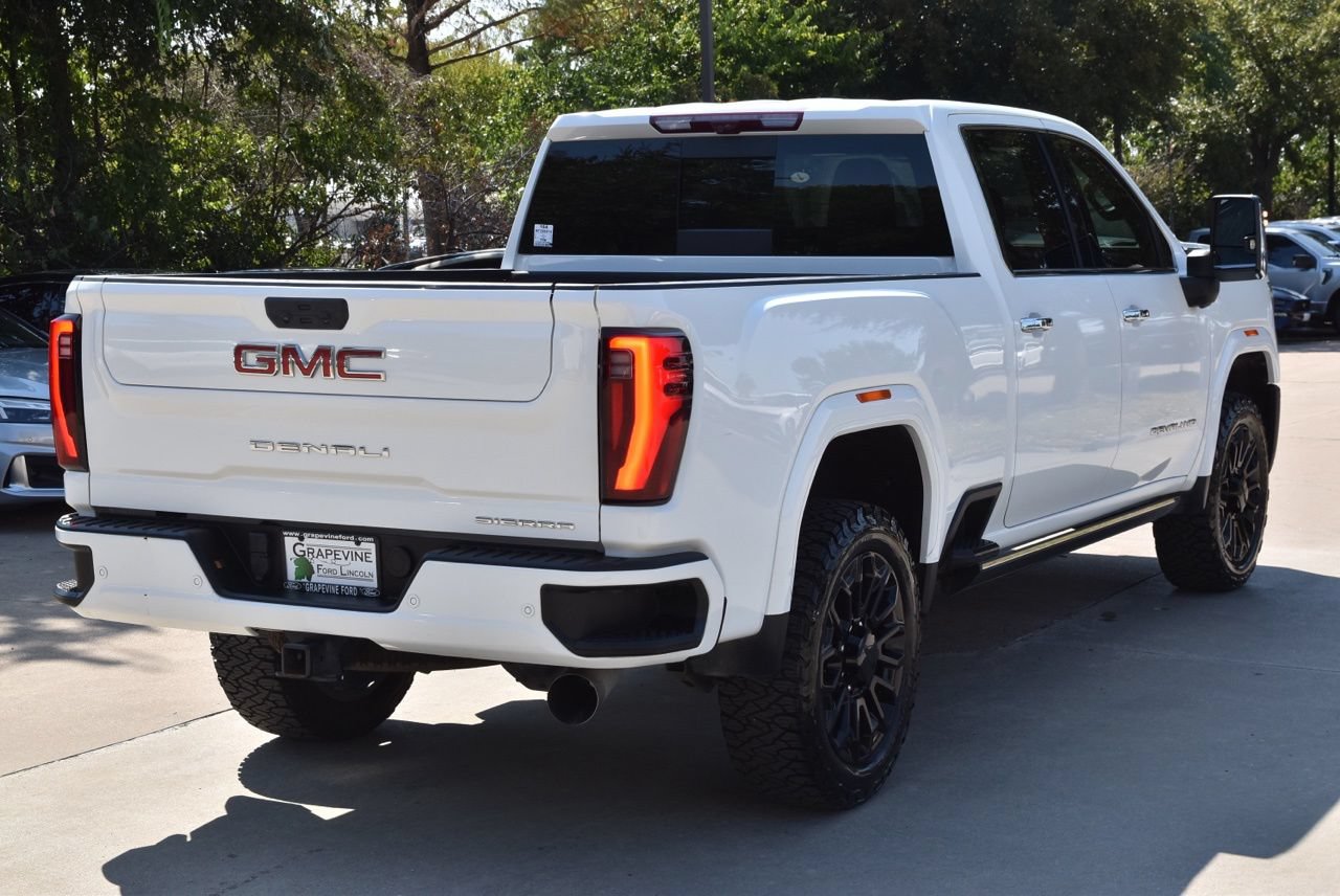 Used 2024 GMC Sierra 2500 Denali w/ Denali Reserve Package AWD/4WD image 8