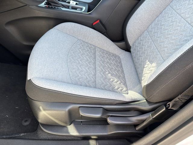 Used 2023 Chevrolet Equinox LS AWD/4WD image 13