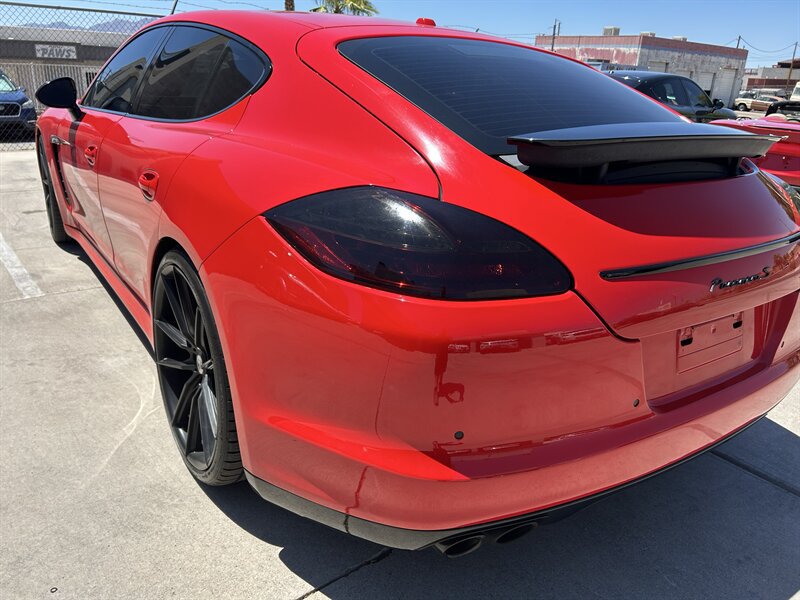 Used 2010 Porsche Panamera S RWD image 11