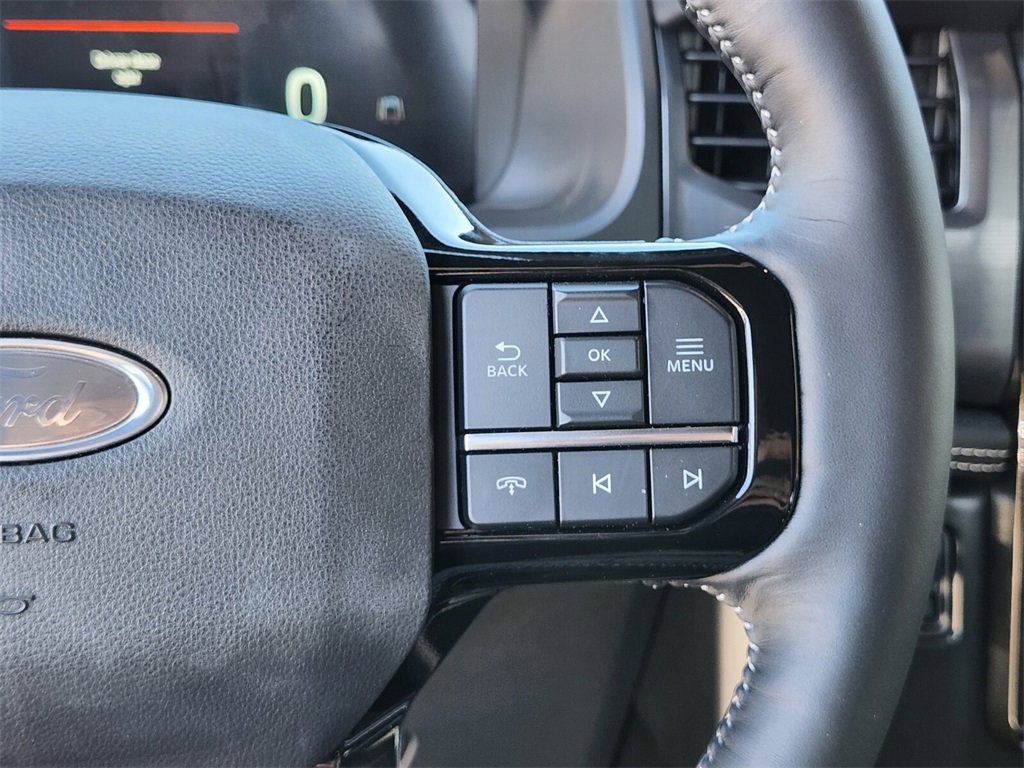 Used 2023 Ford F150 Lightning Platinum image 29