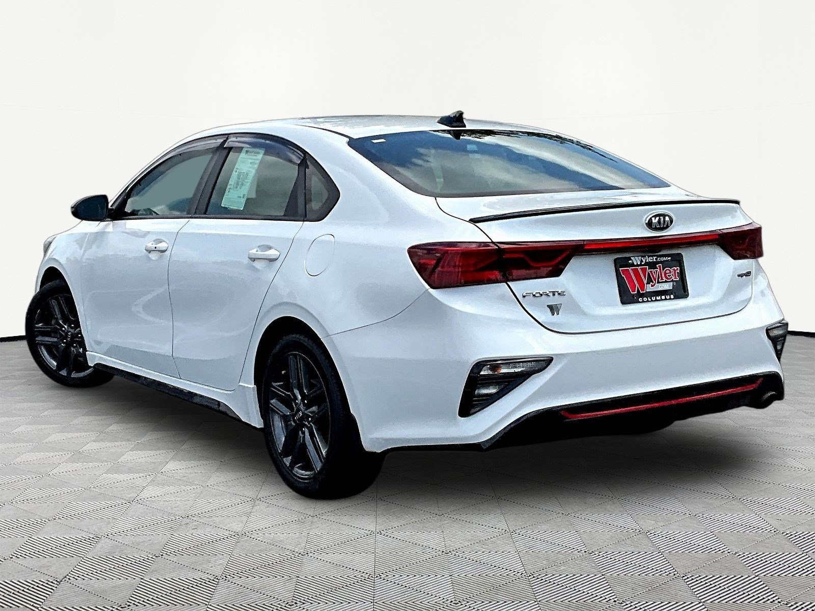 Used 2021 Kia Forte GT-Line FWD image 4