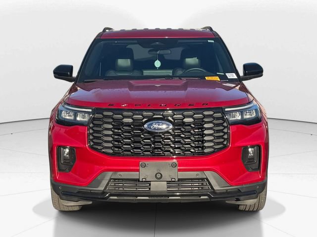Used 2025 Ford Explorer ST-Line image 4