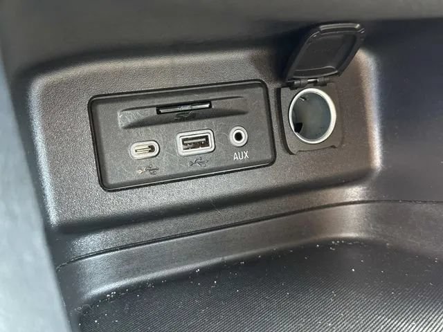 Used 2022 Chevrolet Equinox RS w/ Infotainment Package AWD/4WD image 41