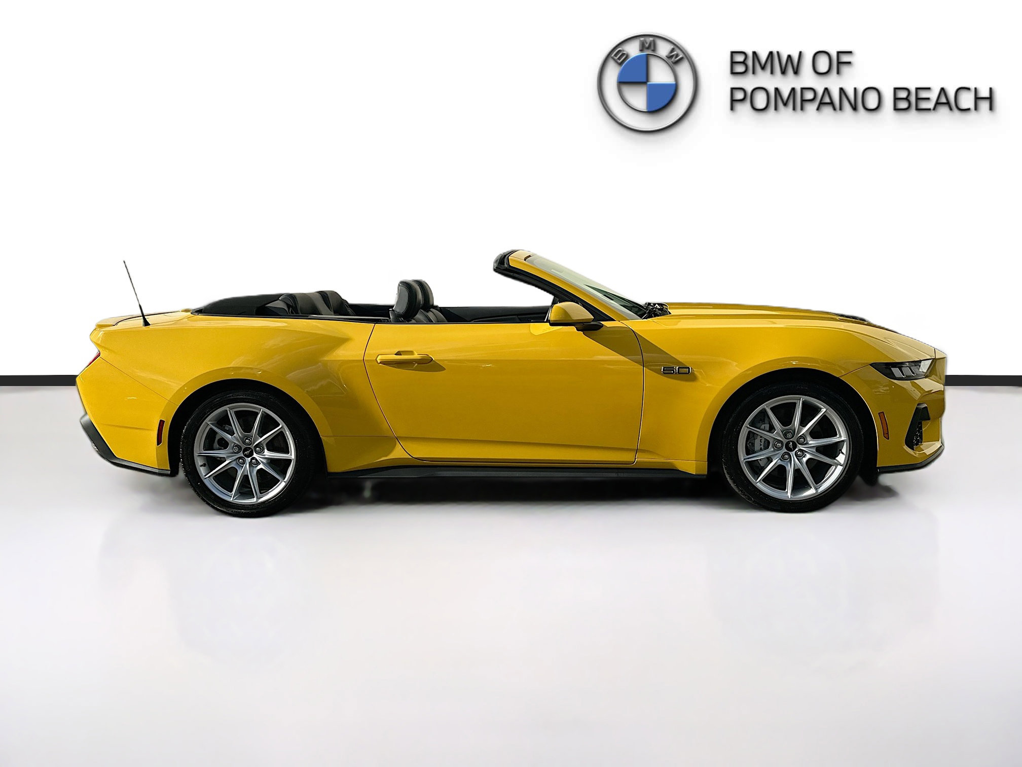 Used 2024 Ford Mustang GT Premium RWD image 8