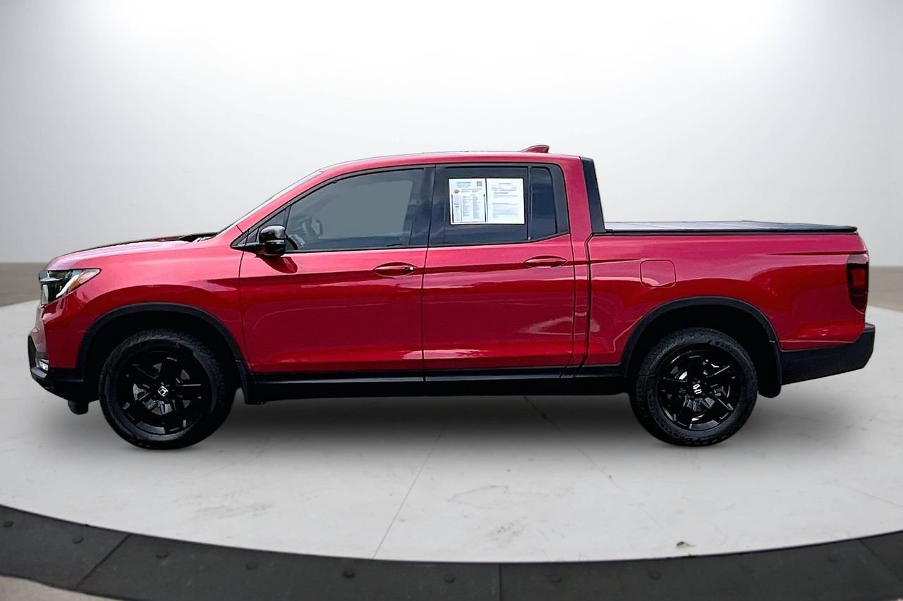 Used 2025 Honda Ridgeline Black Edition image 5
