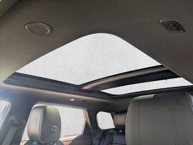 Used 2023 Land Rover Range Rover Sport SE image 16