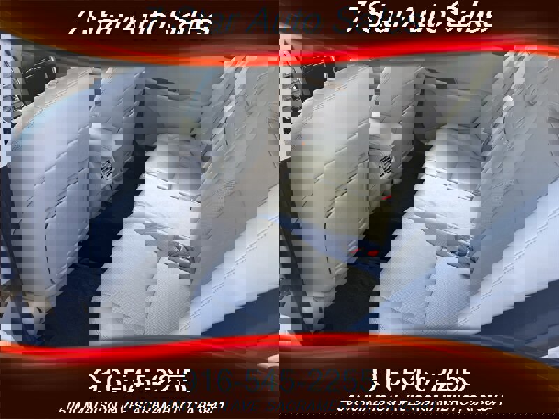 Used 2011 Lexus ES 350 image 10