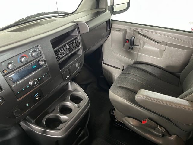 Used 2024 Chevrolet Express 2500 w/ Driver Convenience Package image 28