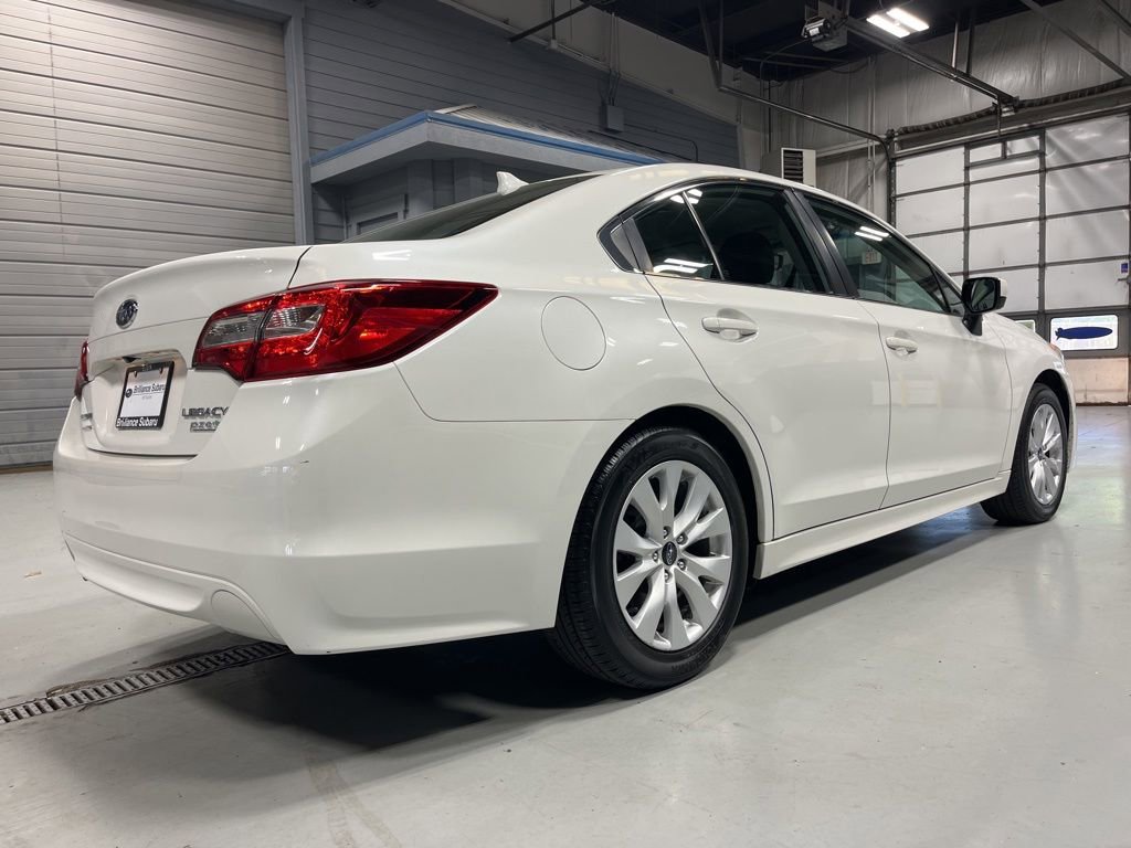 Used 2017 Subaru Legacy 2.5i Premium AWD/4WD image 6