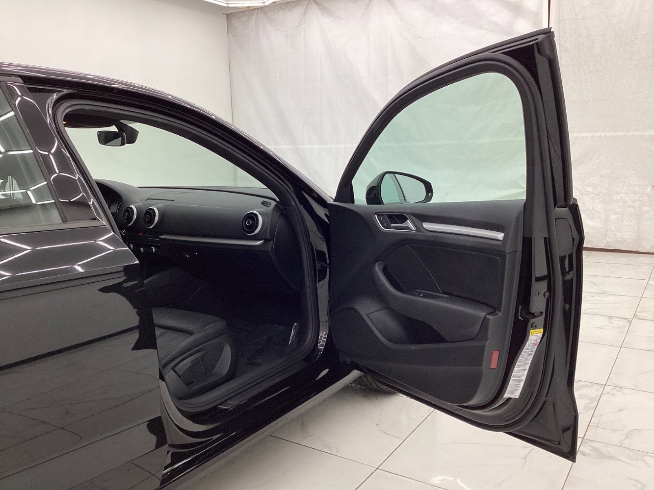 Used 2016 Audi A3 1.8T Premium image 17