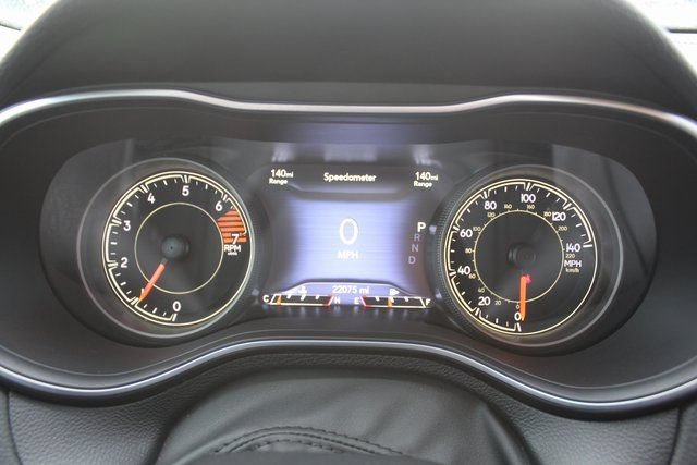 Used 2023 Jeep Cherokee Altitude Lux AWD/4WD image 25