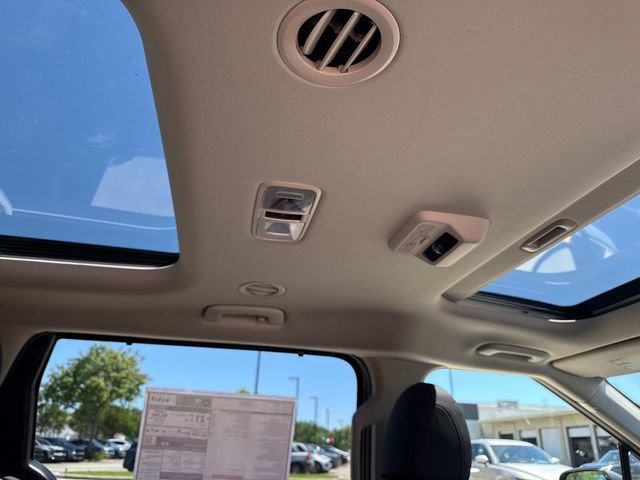 New 2026 Kia Carnival SX Prestige image 12