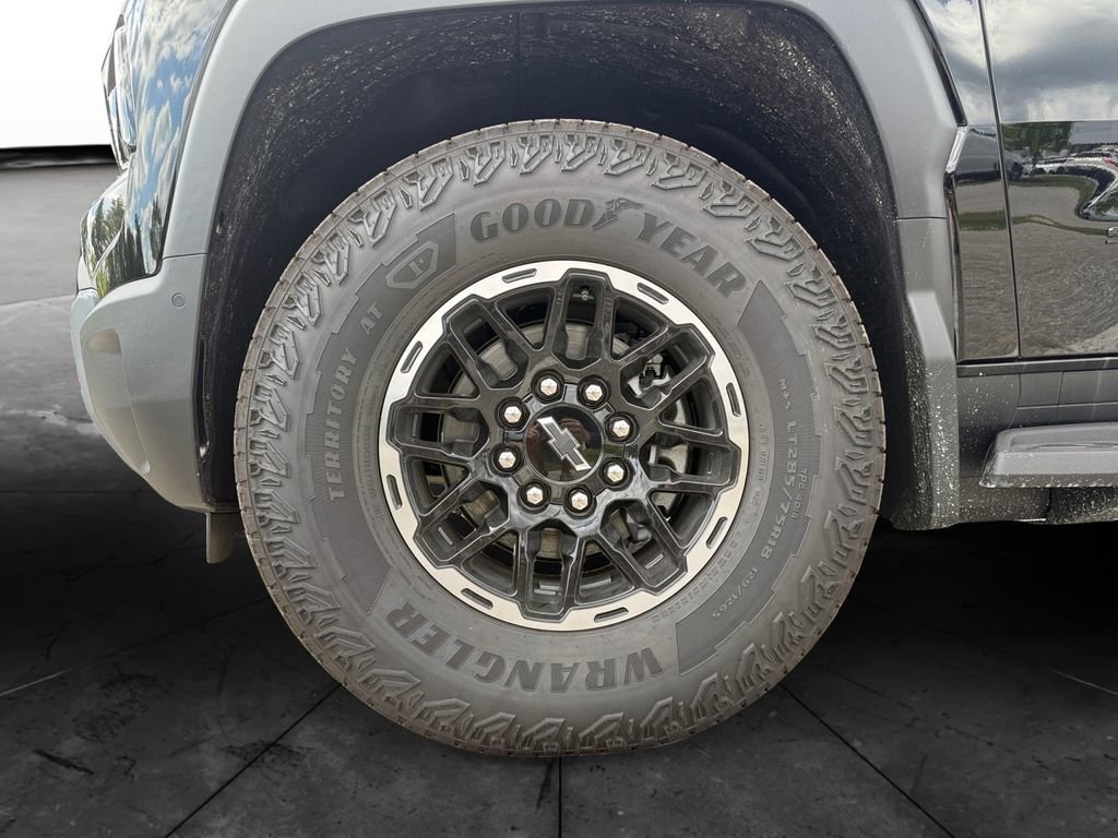 New 2026 Chevrolet Silverado EV Trail Boss image 14