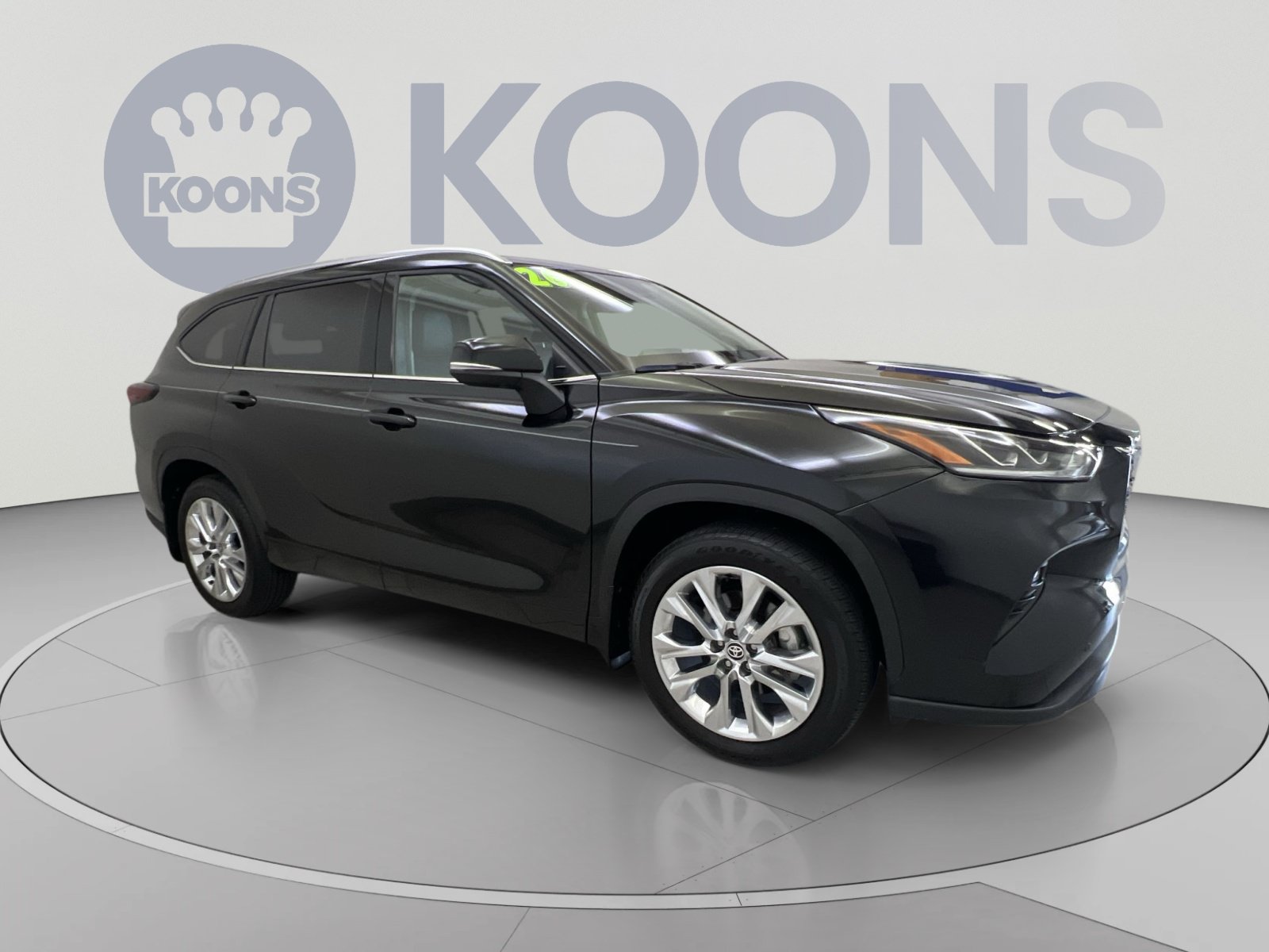 Used 2026 Toyota Highlander Limited AWD/4WD image 10