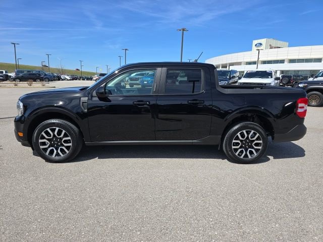 Used 2023 Ford Maverick Lariat w/ Lariat Luxury Package image 2