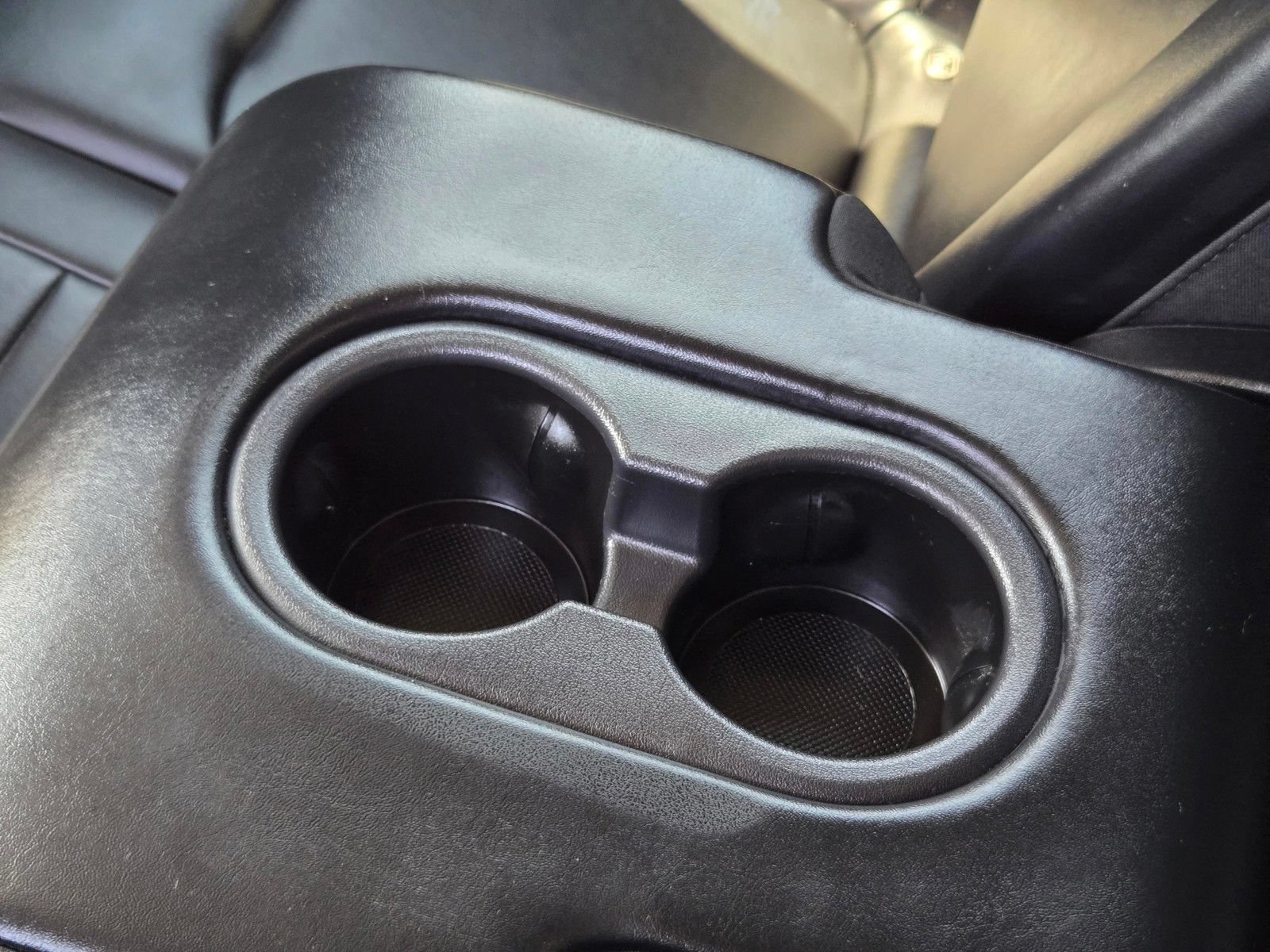 Used 2022 Tesla Model Y Performance AWD/4WD image 18
